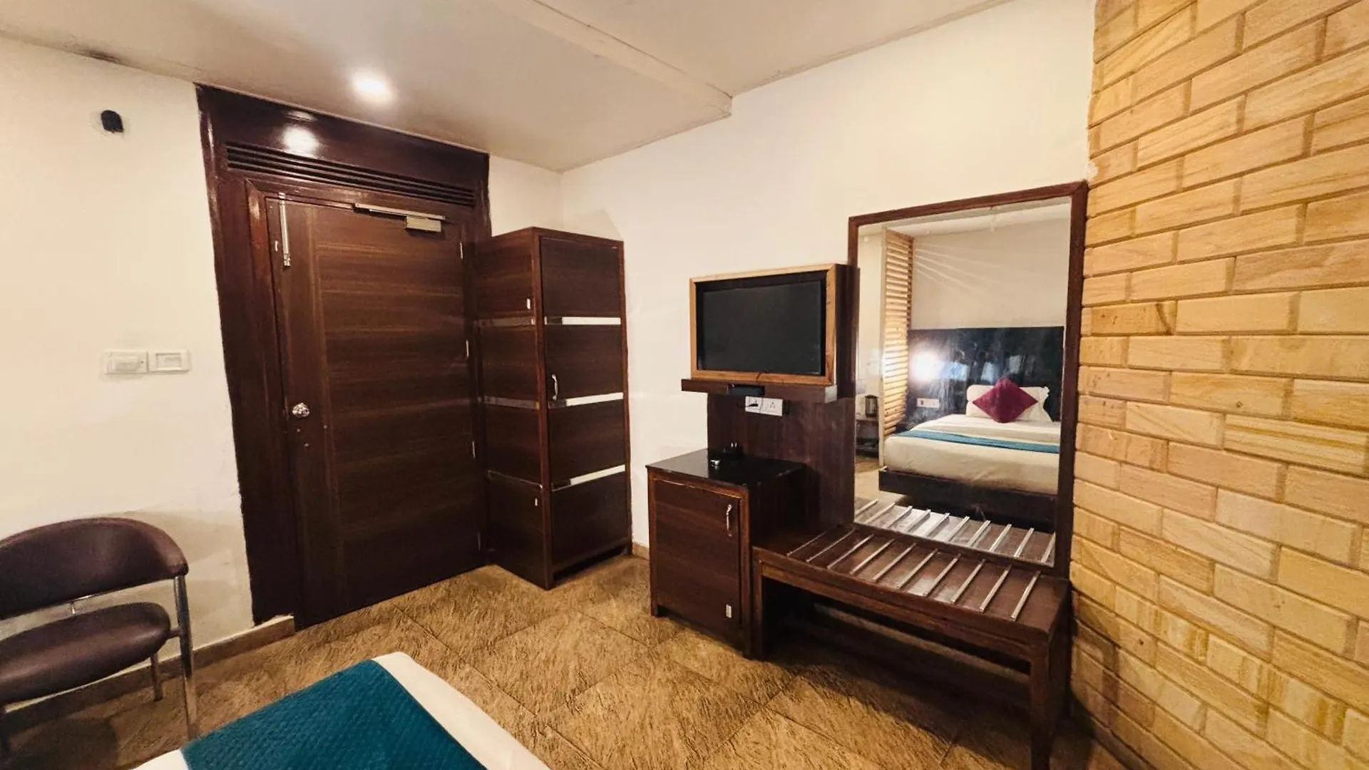 Ganga !! Near Mall Road !! Budget Friendly !! Shimla