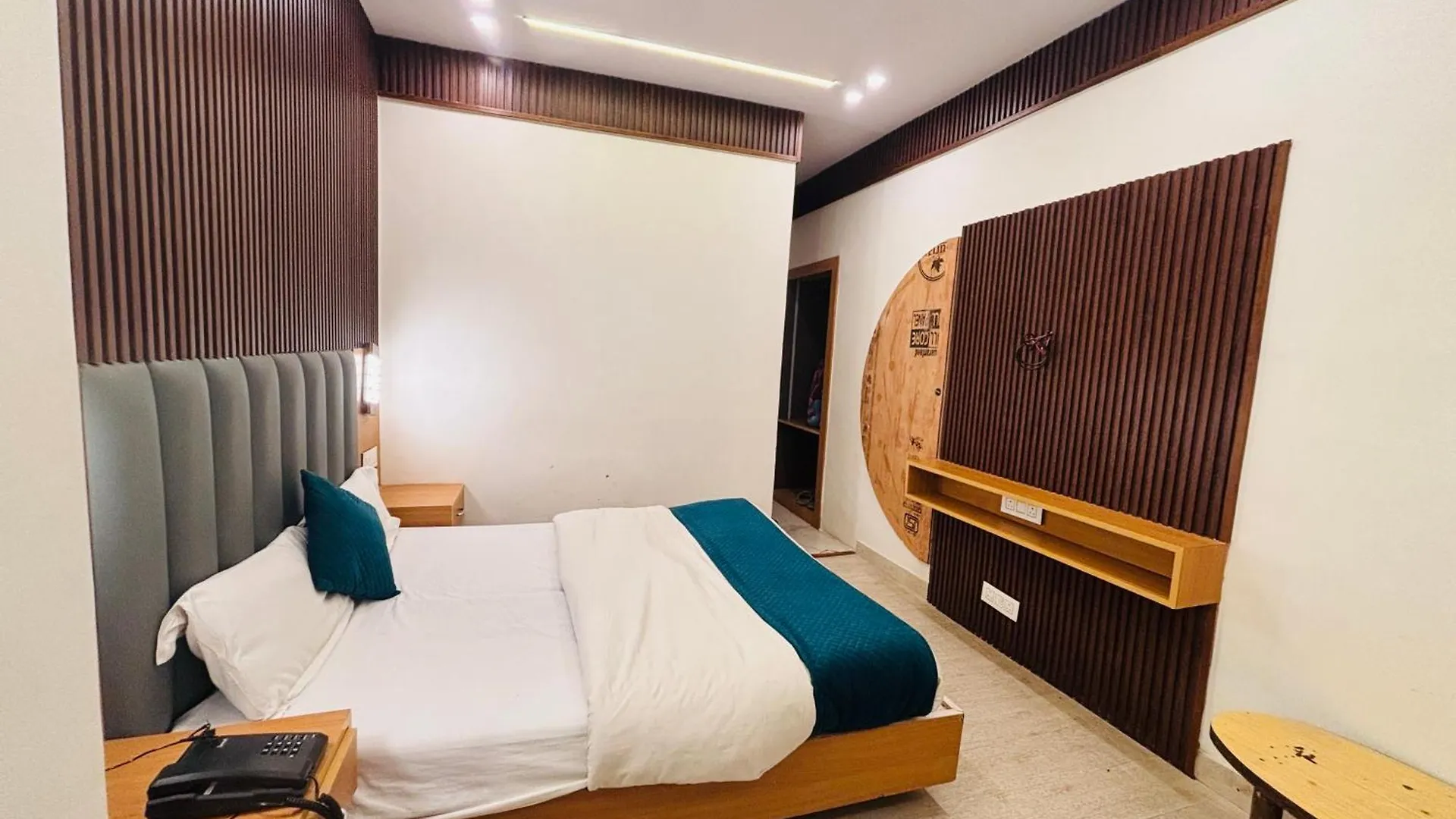 Guest house Ganga !! Near Mall Road !! Budget Friendly !! Shimla